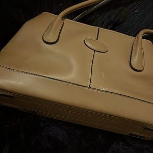 Light brown purse